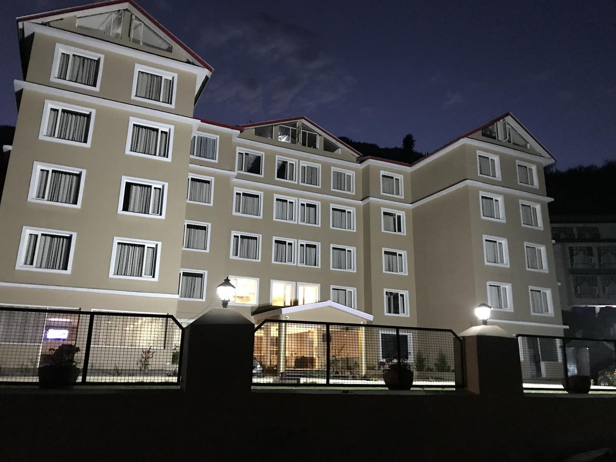 Hotel Maple Retreat Manāli Zewnętrze zdjęcie